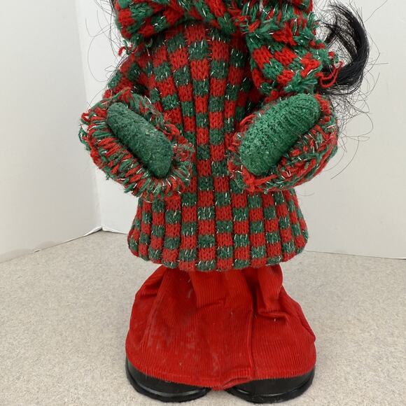 Vintage 1985 Carloling Girl Sandra Hasson Christmas Doll - Picture 7 of 7